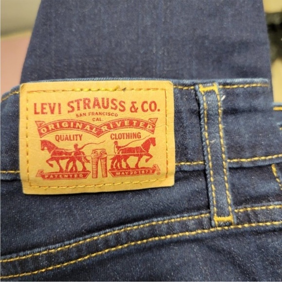 Levi’s 721 high rise skinny jeans - Picture 6 of 6
